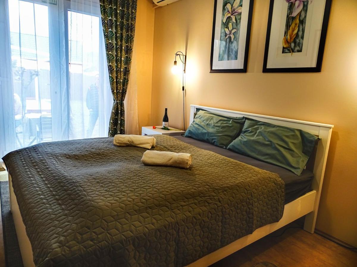 Notafa Vendeghaz Eger Hotel Buitenkant foto